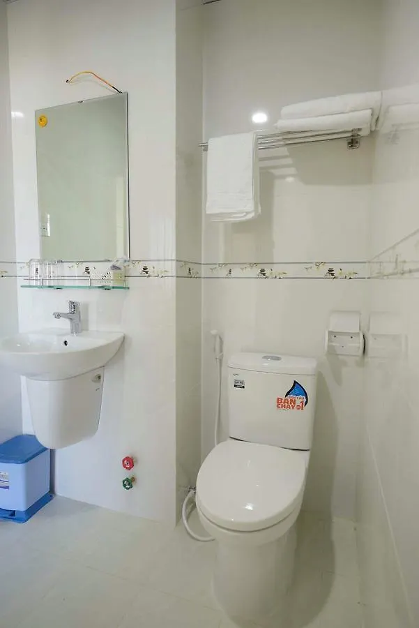 Hung Binh Hotel Vung Tau 2*,  Vietnam